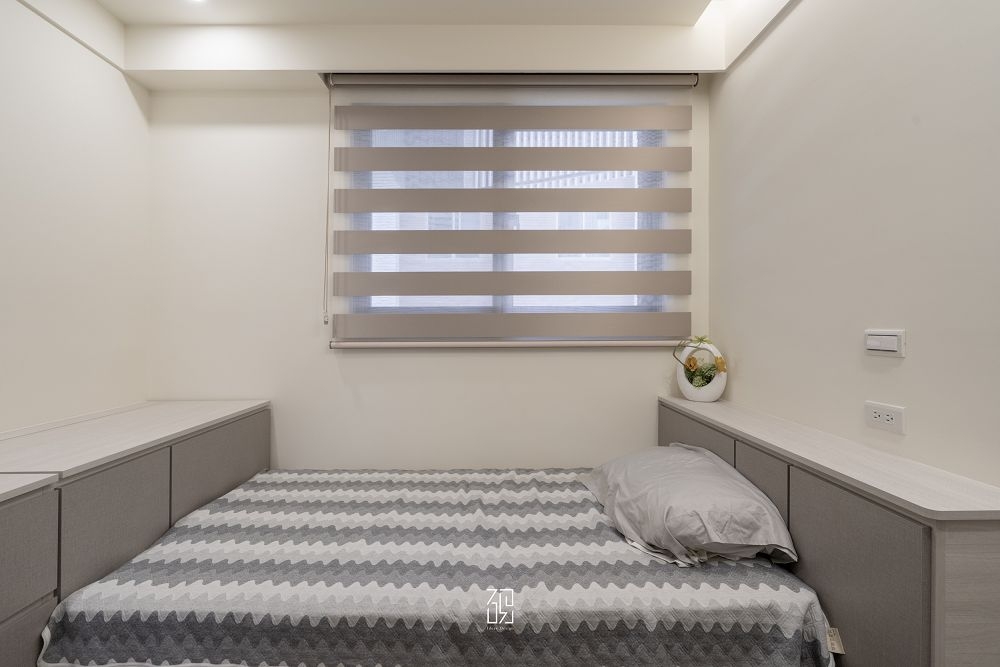 奶油弧光-長輩房