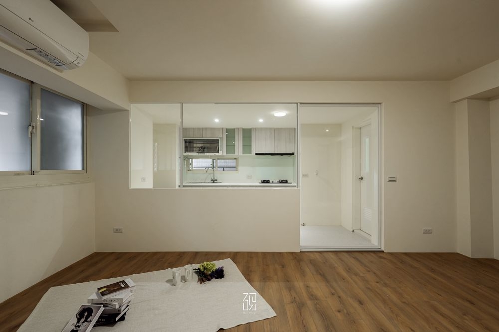 南京西路-照片標題