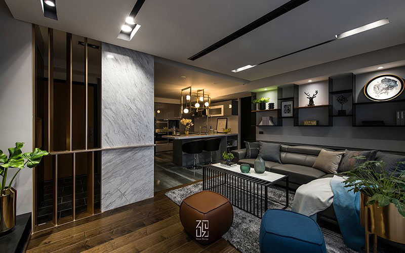 凹槽與進退線條